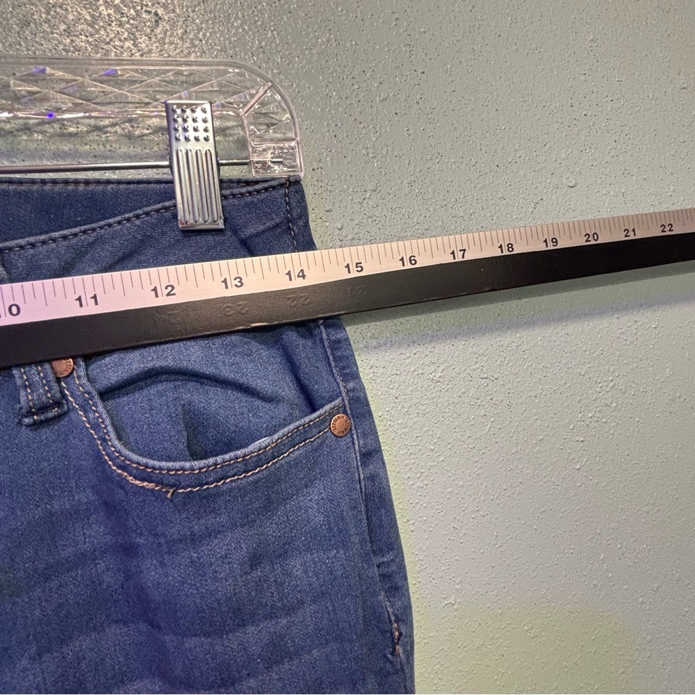 1822 Denim Women's Skinny Jeans in Deep Blue - Picture 6 of 8